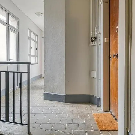 Entre Gare Et Centre-ville: Lit Double, Wifi Apartment *