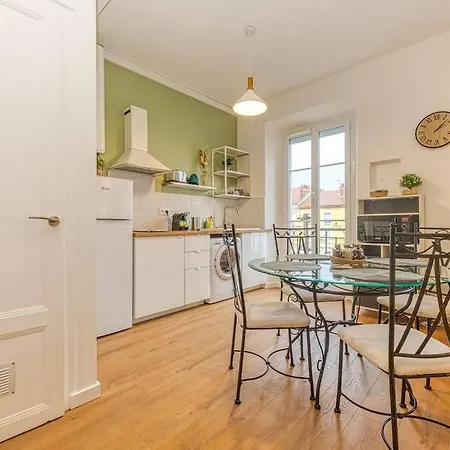 Apartment Entre Gare Et Centre-ville: Lit Double, Wifi Grenoble