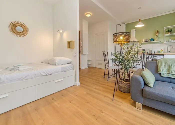 Entre Gare Et Centre-ville: Lit Double, Wifi Apartman *