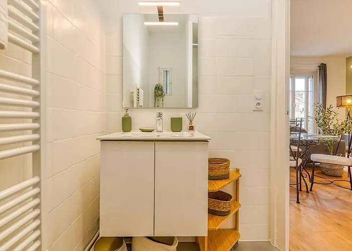 Entre Gare Et Centre-ville: Lit Double, Wifi Apartman Grenoble