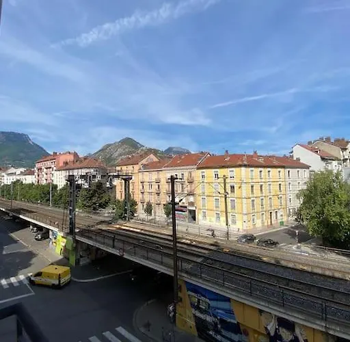 Entre Gare Et Centre-ville: Lit Double, Wifi شقة غرونوبل