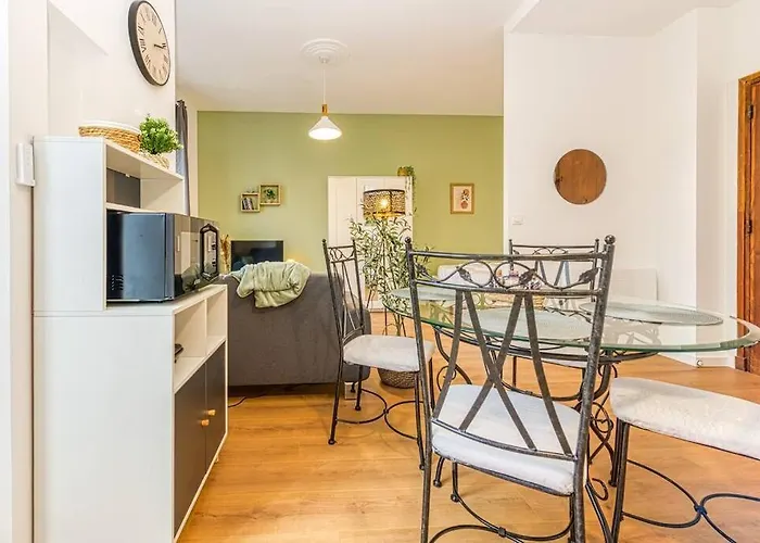 شقة Entre Gare Et Centre-ville: Lit Double, Wifi *